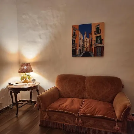 Appartamento Palazzo Manzoni Bari