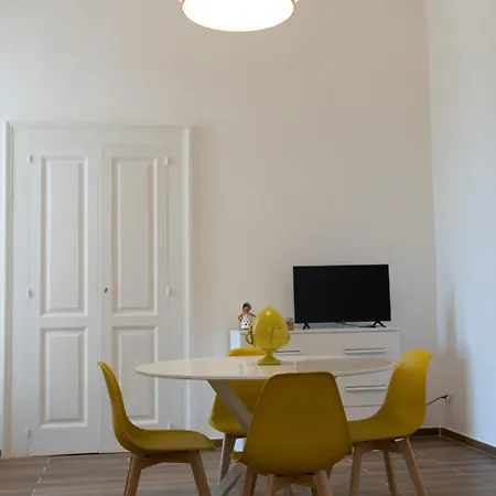 Apartament Palazzo Manzoni *