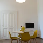 Apartamento Palazzo Manzoni *